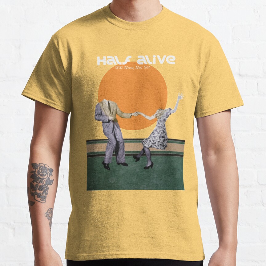 ssrcoclassic teemensffcf6eda6eb664a1front altsquare product1000x1000.u1 22 - Half Life Shop