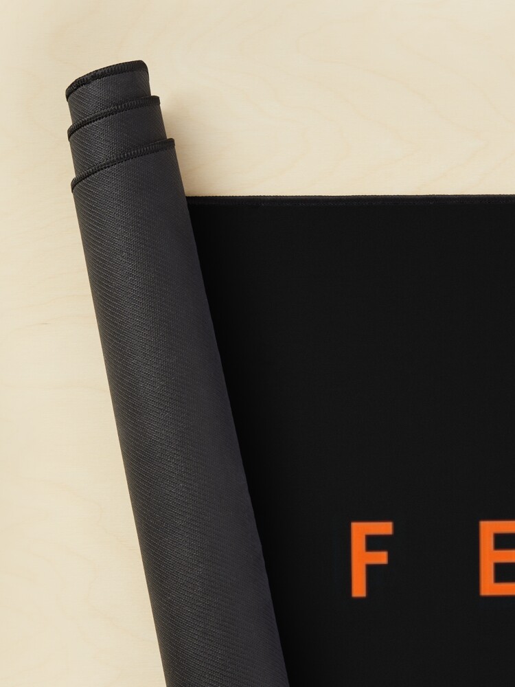 urdesk mat rolltall portrait750x1000 5 - Half Life Shop