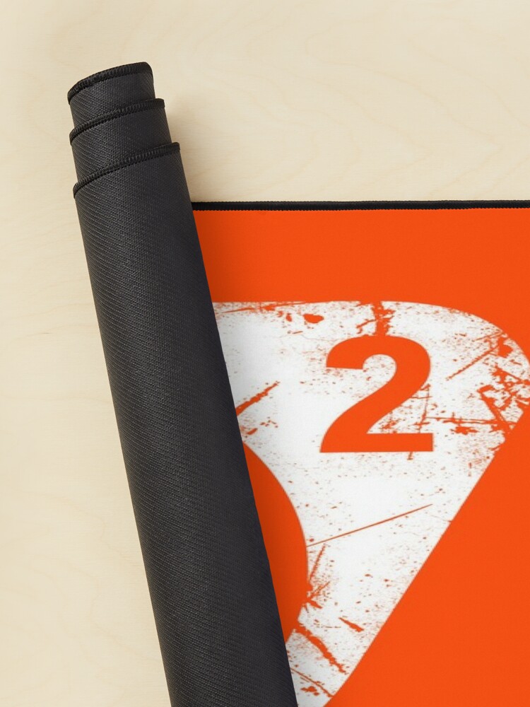 urdesk mat rolltall portrait750x1000 9 - Half Life Shop